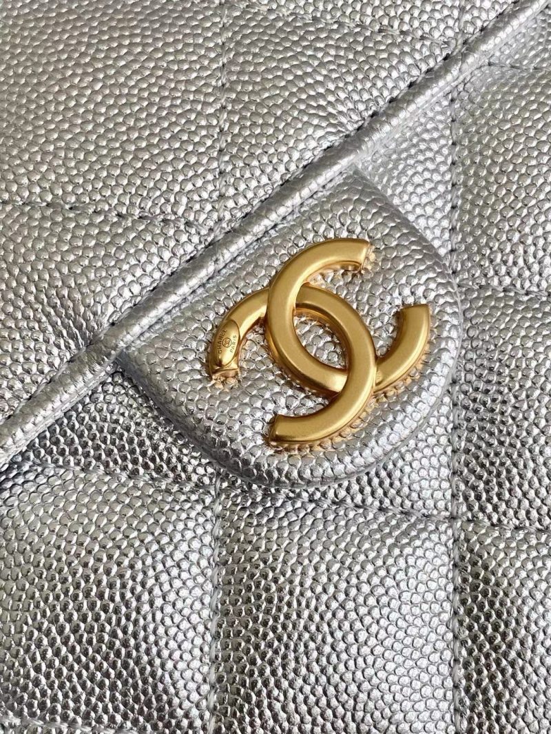 CC 25C Hobo Bags 30cm Silver Metallic Grained Calfskin