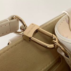 LV OnTheGo 25cm Bag White Purple Pink Embossed Grained Cowhide