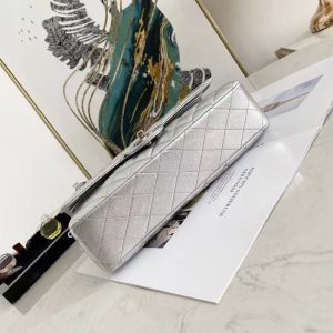 CC Classic Flap Medium 25cm Silver Lambskin