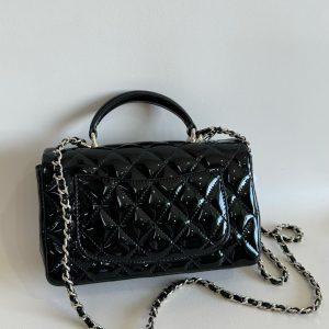 MINI FLAP BAG 20 IN BLACK CALFSKIN GOLD HARDWARE