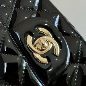 MINI FLAP BAG 20 IN BLACK CALFSKIN GOLD HARDWARE