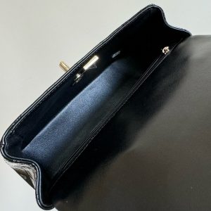 MINI FLAP BAG 20 IN BLACK CALFSKIN GOLD HARDWARE