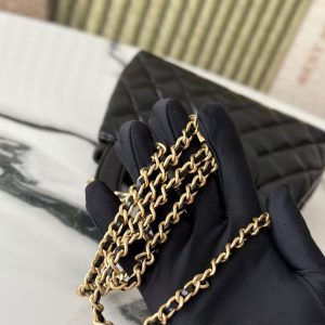 Image_20251024120528_517_4 cc 24a nano 19cm kelly shopper bag black lambskin light gold hardware