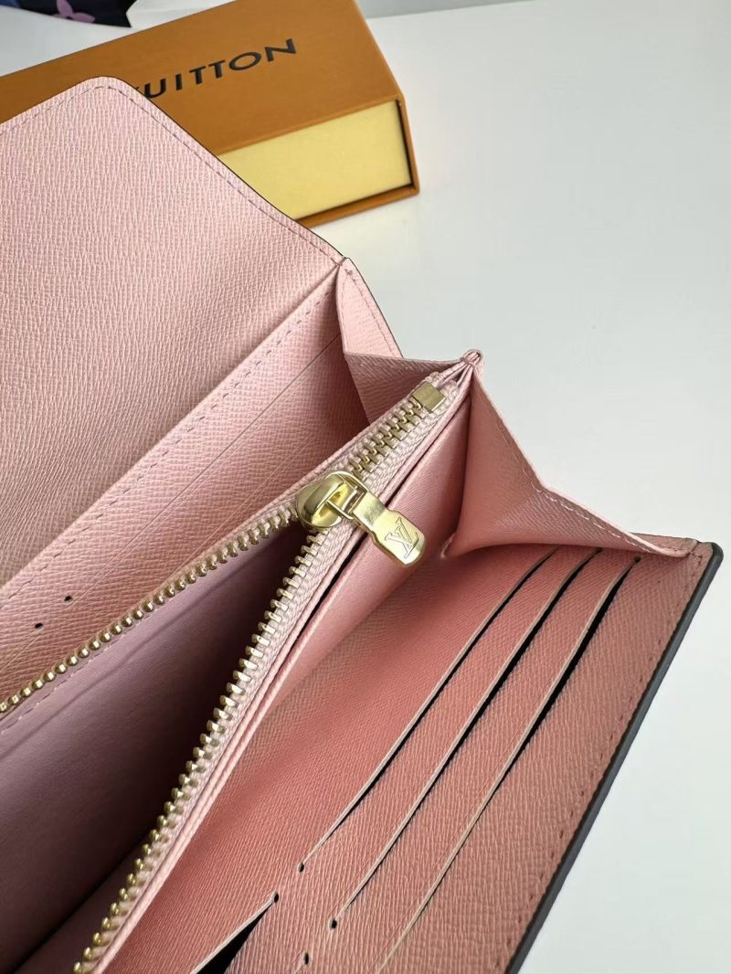 Image_20251225025614_1580_26 LV Sarah Wallet 19 Brown in Monogram Cowhide