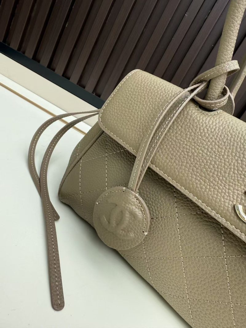 CC SMALL TOTE BAG 30CM TOGO  LEATHER