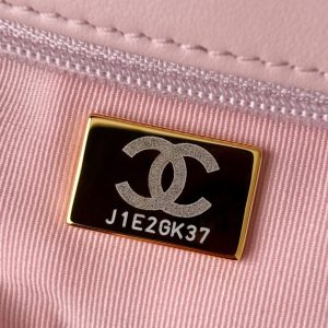 Chanel 26 Shoulder Bag 17 Pink Sheepskin Leather