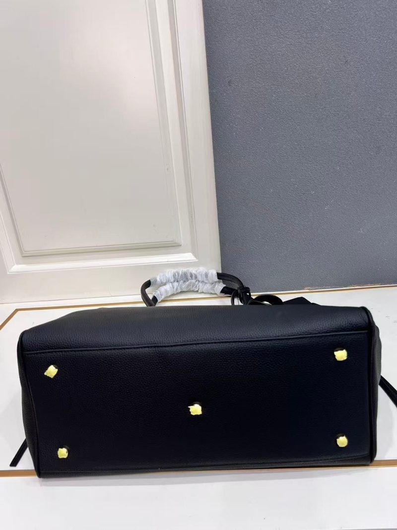 Chanel 2026 Maxi Shopping Bag 42cm Black Cowhide leather