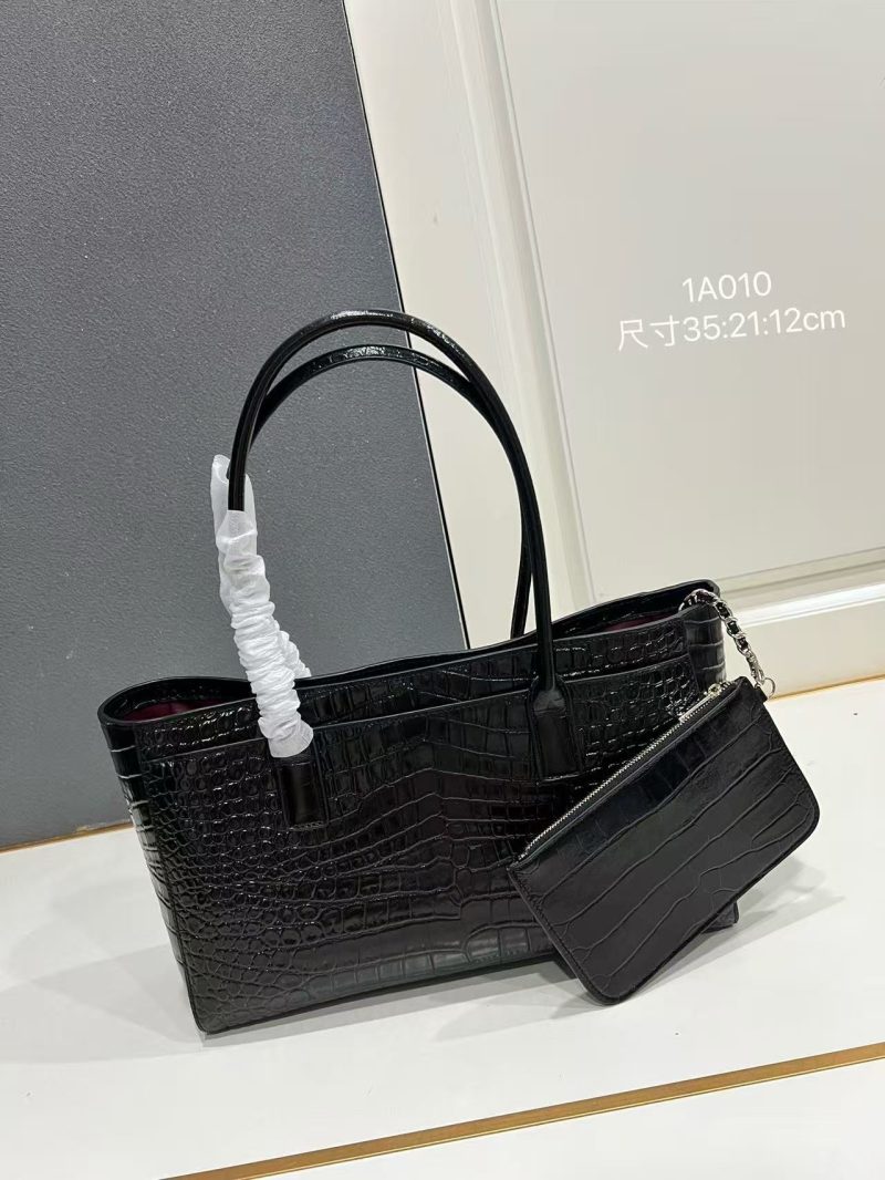 CC 2026 Small Shopping Bag 39cm Black Crocodile Embossed Calfskin