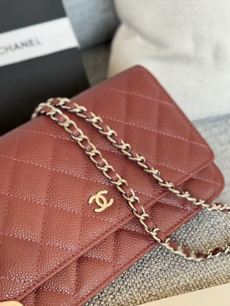 e6c6ad7aea64aa6df233958399266e25 CC Classic WOC 19cm Burgundy Caviar Leather