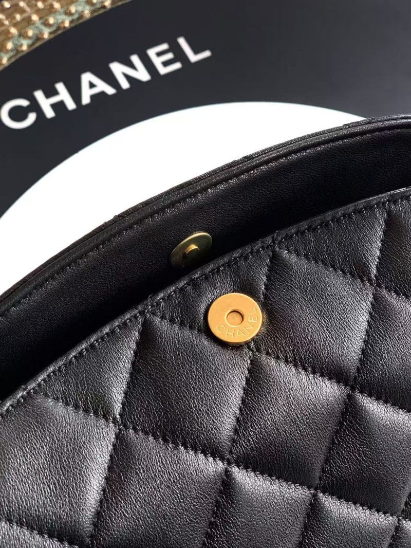 CC 25 Hobo Mini Handle Bag Black Caviar