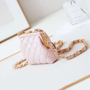 CC 24A Bowknot Kiss Lock Clutch Bag with Chain 13cm Pink Lambskin
