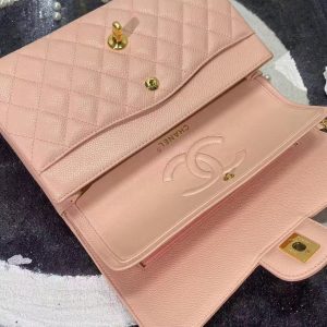fd518d636ed532468edd948882637bc3 CC classic flap bag 23 pink beige caviar lamskin