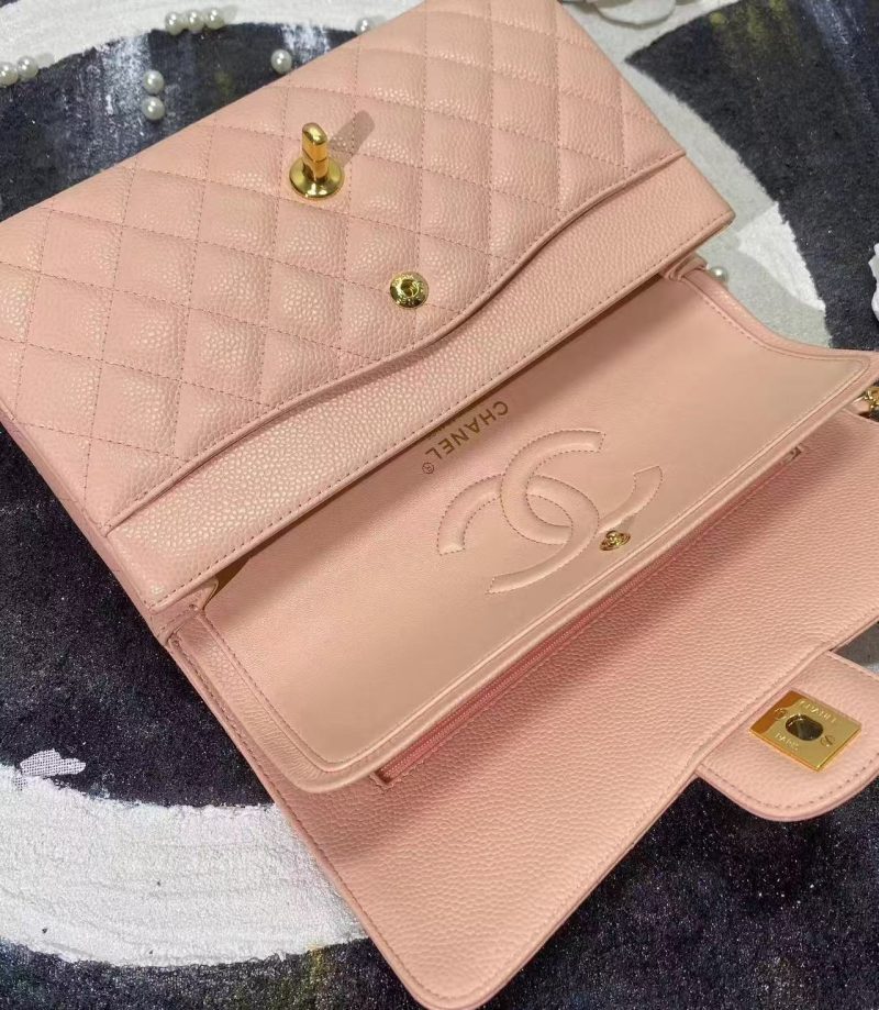fd518d636ed532468edd948882637bc3 CC classic flap bag 23 pink beige caviar lamskin
