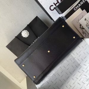 fd9192a84a2844b106caa2d9b654942d CC 2025 Deauville Tote Bag Black Leather GHW