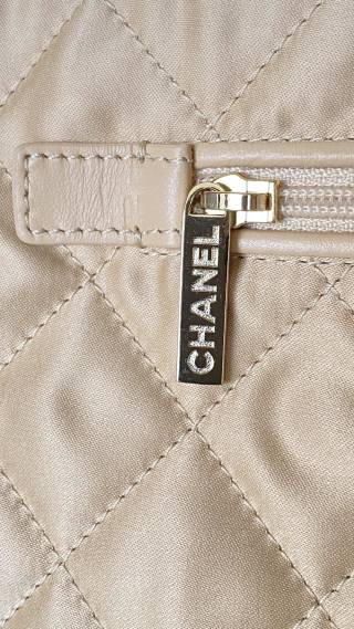 CC Medium Hobo Bag 42 Metallic Gold Calfskin