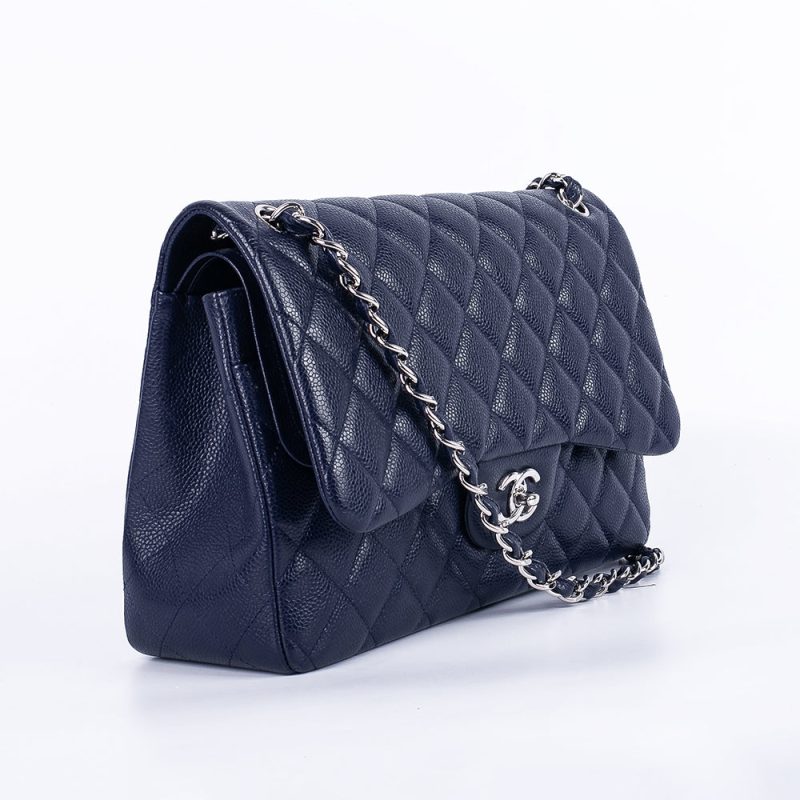 img-4304 CC Classic Jumbo Navy Blue Lambskin Silver Hardware