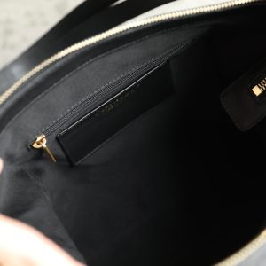 Chanel 25s Hobo Backpack Small Black Calfskin 340195