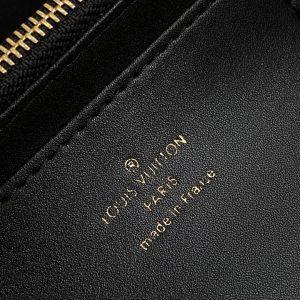 CAPUCINES GM 33CM BLACK GOLD TAURILLON LEATHER 252021