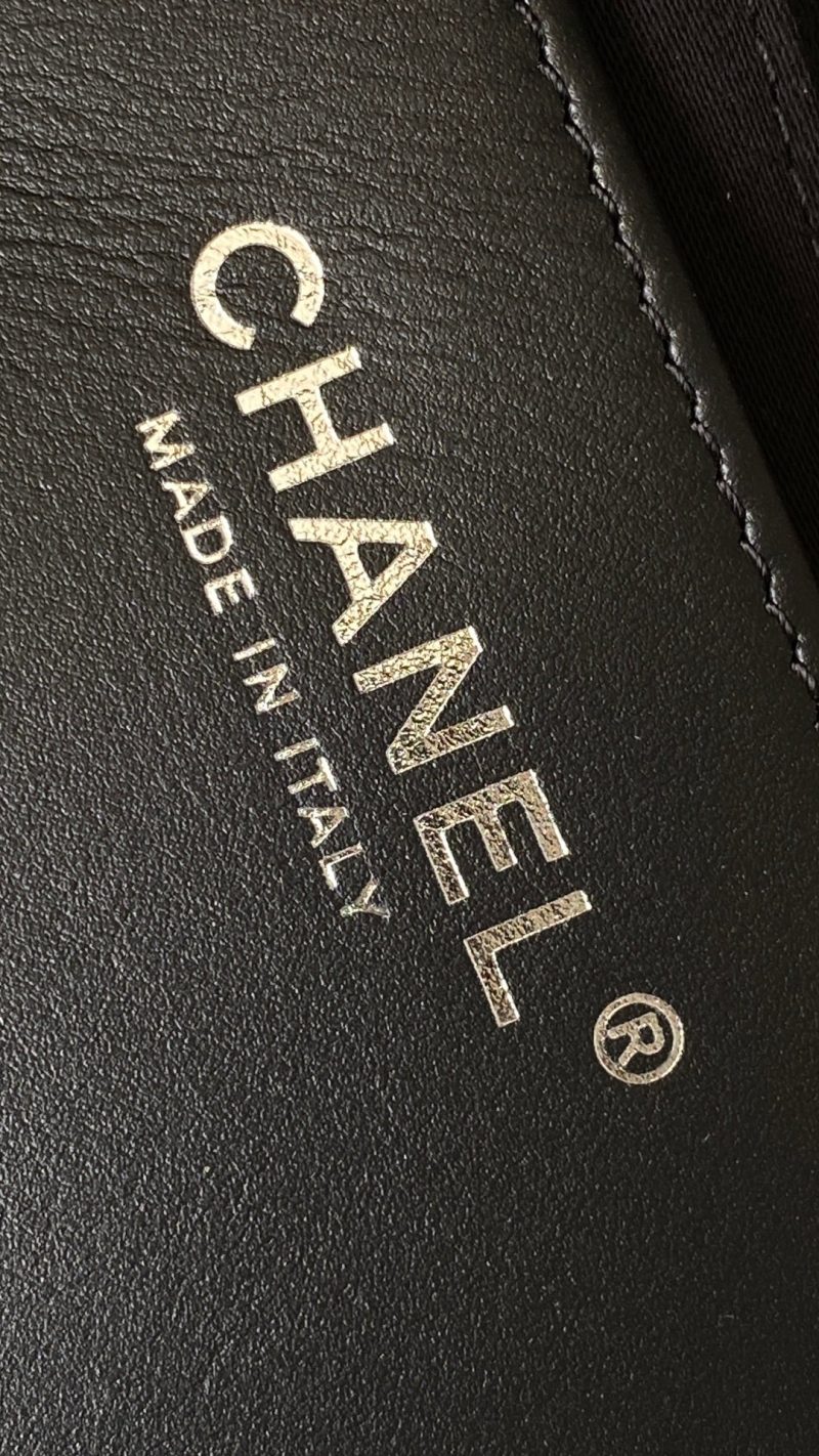 CC vintage hobo bag 31 black lambskin