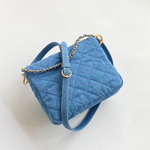 CC Small Postman Hobo 25 Light Blue Denim