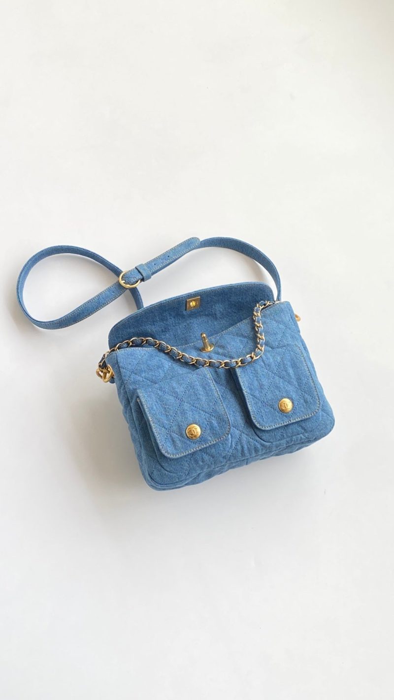CC Small Postman Hobo 25 Light Blue Denim