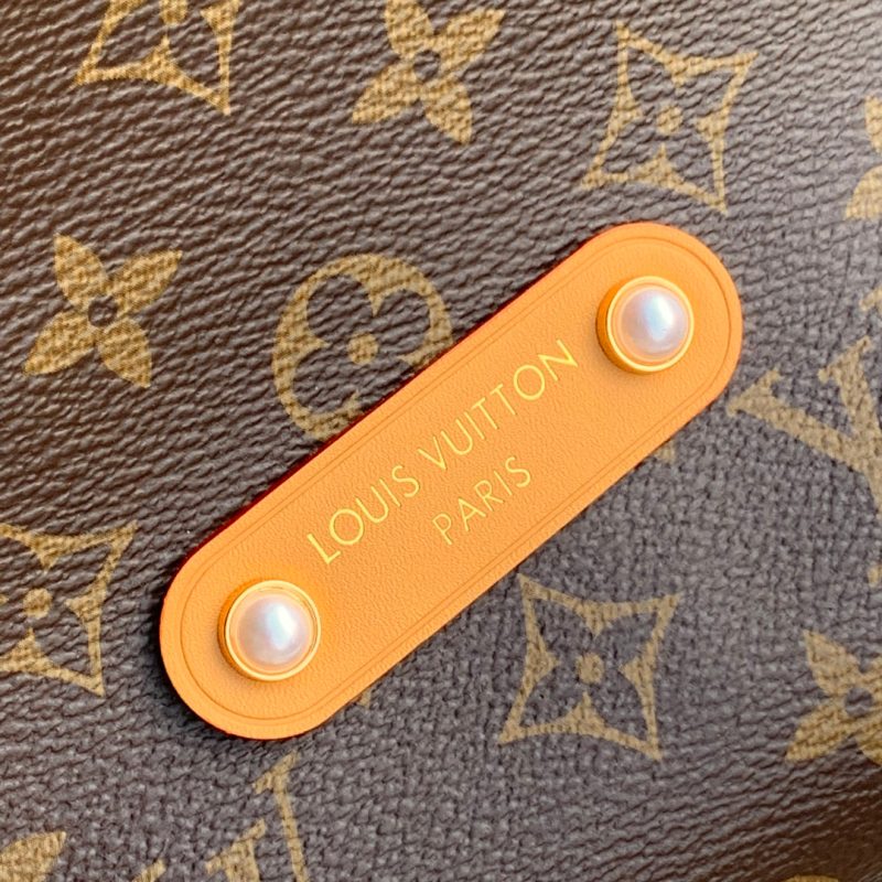 imgHD_4828b284_20250221_cmp_i1740125418773_6454_0_4_jpg Vagabond Hobo bag 38cm Brown Leather 250738