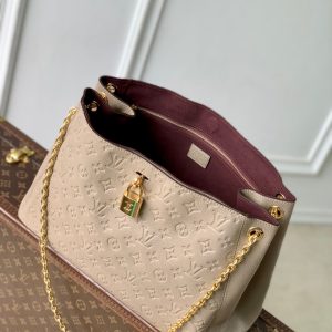 imgHD_4828b284_20250503_cmp_i1746257471328_5901_0_8_jpg Anytime 42cm Tote Bag Beige Gold Empreinte leather 250557