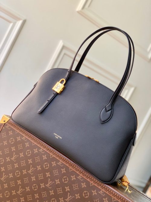 imgHD_4828b284_20251124_cmp_i1763977576108_2333_0_0_jpg LV 2025 Low Key Duffle Tote Bag 43 Black Calfskin 347098