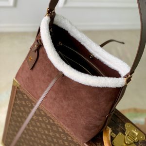 LV 2025 Ski CarryAll PM Bag 34cm Chocolate Brown Suede Cowhide 347358