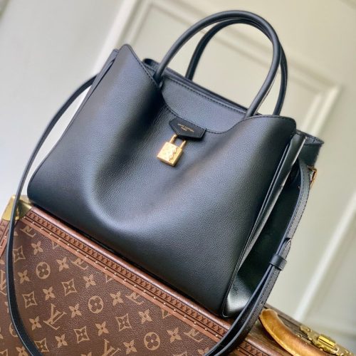 imgHD_4828b284_20251204_cmp_i1764841743964_341_0_0_jpg LV 2025 Vendome PM Bag Black Calfskin 347426