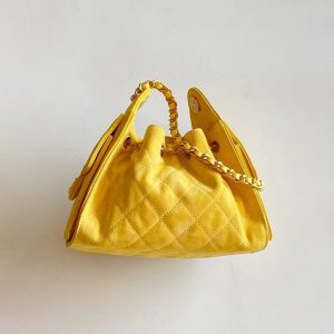 imgHD_b1ac09d1_20251106_cmp_o_1j9blg2ff7vjn2s1g3o19891upb4_jpeg Chanel 25 Hobo Bag Yellow Gold Suede