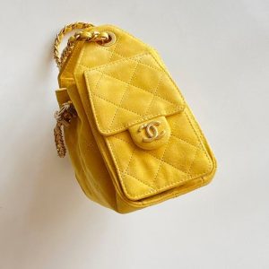 imgHD_b1ac09d1_20251106_cmp_o_1j9blg2ffa5217sj1a8am0vbru2_jpeg Chanel 25 Hobo Bag Yellow Gold Suede