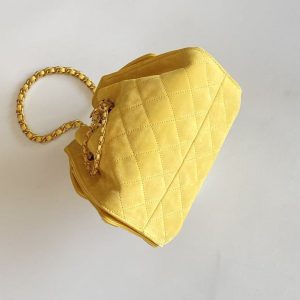 imgHD_b1ac09d1_20251106_cmp_o_1j9blg2ffo17grm1ornont11ar8_jpeg Chanel 25 Hobo Bag Yellow Gold Suede