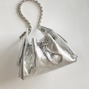 imgHD_b1ac09d1_20251107_cmp_o_1j9ep2uhn10911s6c1tsf1jh71f2j2_jpeg CC 2025 Hobo Bag Silver 22cm Metallic Grained Calfskin
