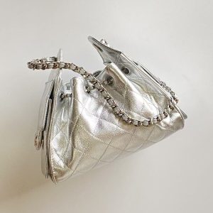 imgHD_b1ac09d1_20251107_cmp_o_1j9ep2uhn11vogfo5k19rnpco3_jpeg CC 2025 Hobo Bag Silver 22cm Metallic Grained Calfskin