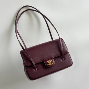 imgHD_b1ac09d1_20260121_cmp_i1768990054545_5577_0_11_jpg_600eaa92-c91d-473a-9c72-d061a07b426a Chanel 26 Shoulder Bag 22 Burgundy Caviar Leather