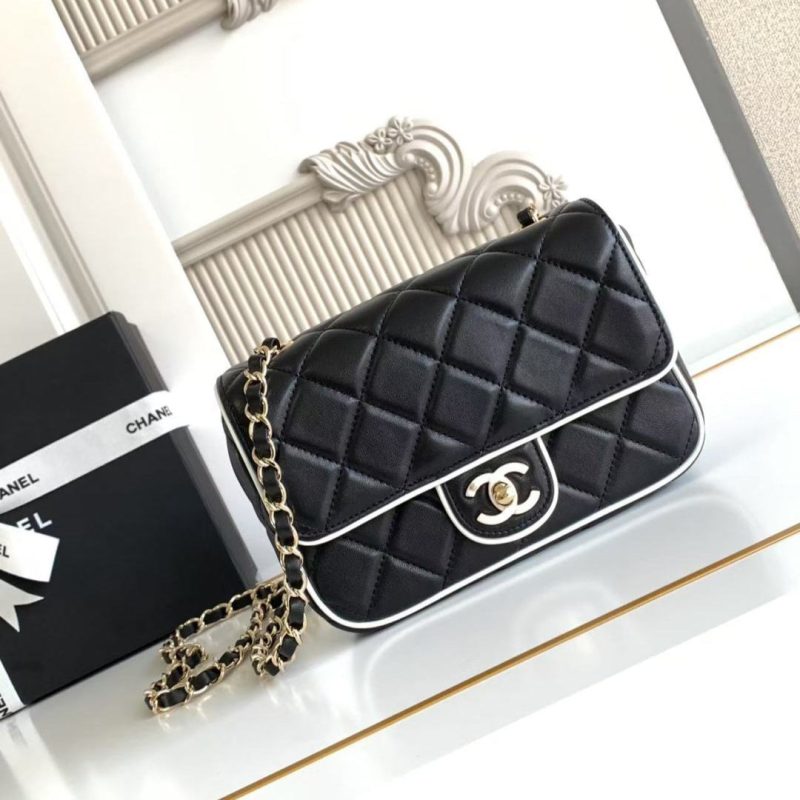 imgHD_b5cc9469_20250326_cmp_a1742961547421_7485_jpg CC 25P Mini Flap Bag 20cm Black White Calfskin