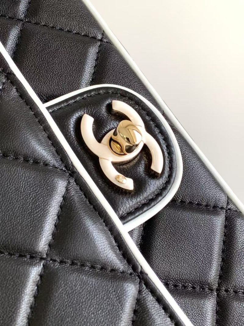 imgHD_b5cc9469_20250326_cmp_a1742961547424_4527_jpg CC 25P Mini Flap Bag 20cm Black White Calfskin