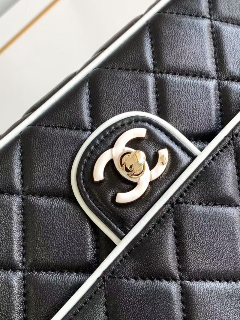 imgHD_b5cc9469_20250326_cmp_a1742961588754_0052_jpg CC 25P Mini Flap Bag 23cm Black White Calfskin