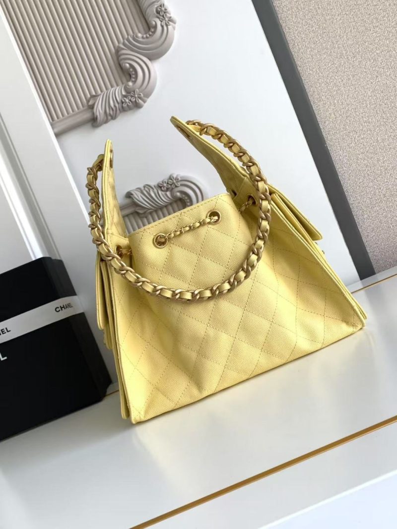 imgHD_b5cc9469_20250402_cmp_a1743591671808_1015_jpg CC 25C Hobo Bag 30cm Yellow Grained Calfskin