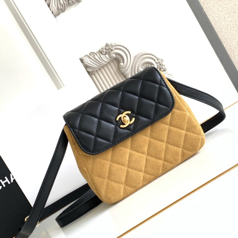 CC 25A Shoulder Bag 18.5cm Brown Black Suede