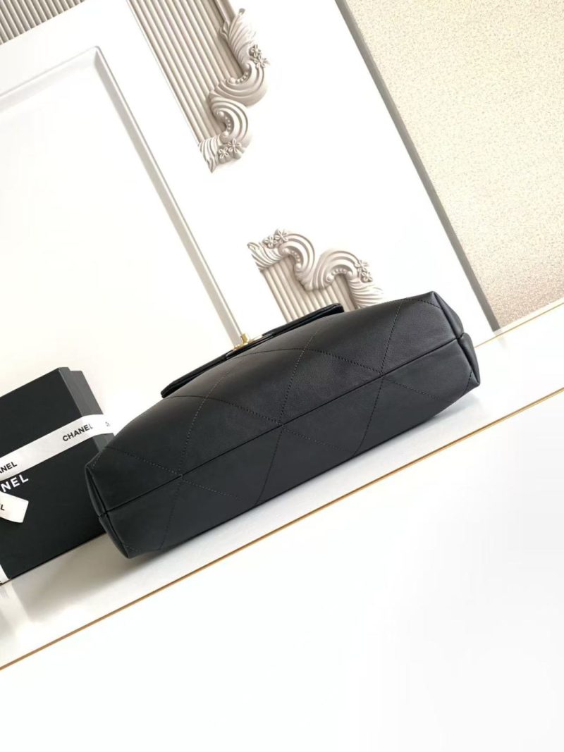 CC 2025 Bag 28cm Black Gold Calfskin