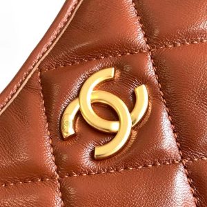 HOBO BAG 22 IN RED BROWN SHINY CALFSKIN GOLD HARDWARE