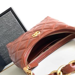 HOBO BAG 22 IN RED BROWN SHINY CALFSKIN GOLD HARDWARE