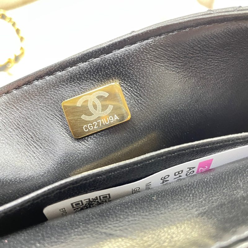 CC 25P Mini Flap Bag 20cm Top Handle Black Calfskin Gold Hardware