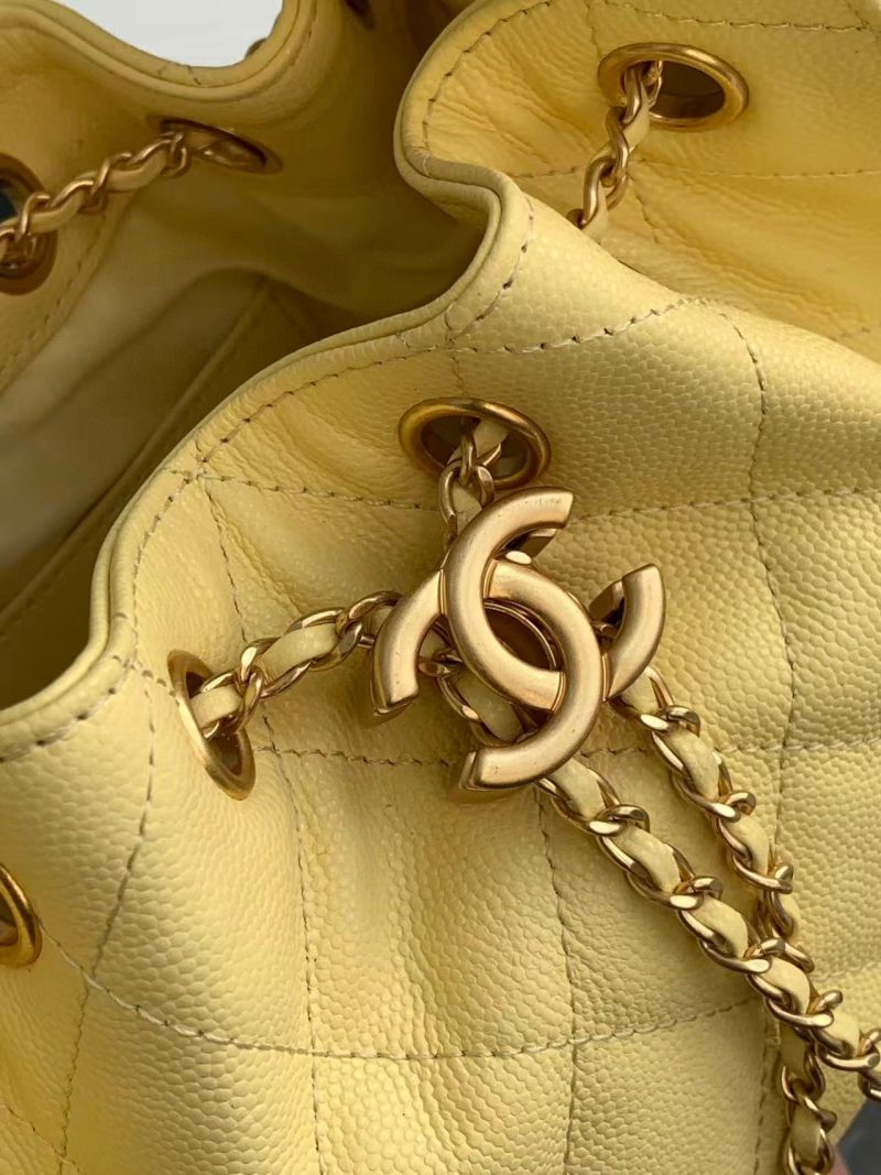 Chanel 25 Hobo Bag 22cm Light Yellow Calfskin 286180