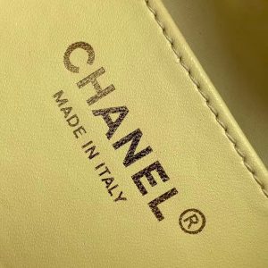 Chanel 25 Hobo Bag 22cm Light Yellow Calfskin 286180