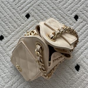 Chanel 25 Hobo Bag 22cm Beige Calfskin 286181