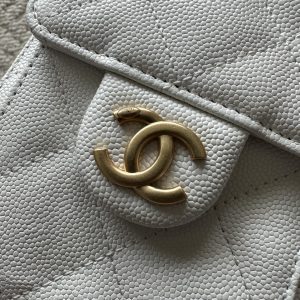 Chanel 25 Hobo Bag 22cm White Calfskin 286182