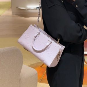 img_0f11e37c_20250727_i1753605616376_3067_0_4_jpg LV OnTheGo East West 25cm Pink Embossed Cowhide GHW